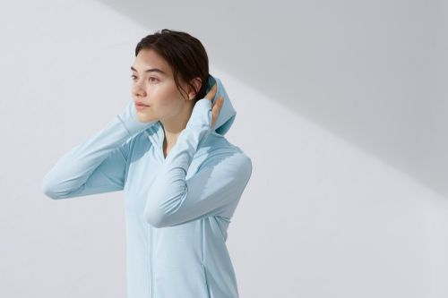 Nên chọn trang phục chống nắng như thế nào?