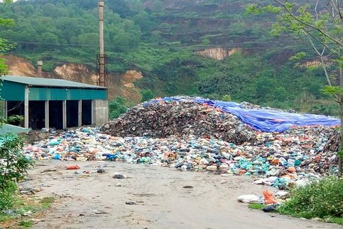 Hà Tĩnh cần chủ động xử lý rác thải tồn đọng dài ngày