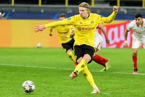 Dortmund, Porto giành vé vào tứ kết