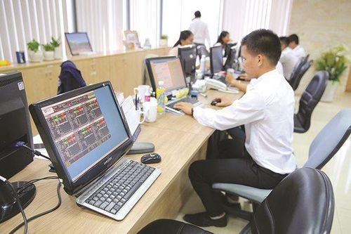 Không áp dụng đề xuất nâng lô giao dịch tối thiểu lên 1.000 cổ phiếu