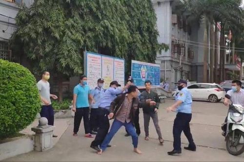 Người nhà bệnh nhân và bảo vệ 'hỗn chiến' trong Bệnh viện Đa khoa tỉnh Tuyên Quang