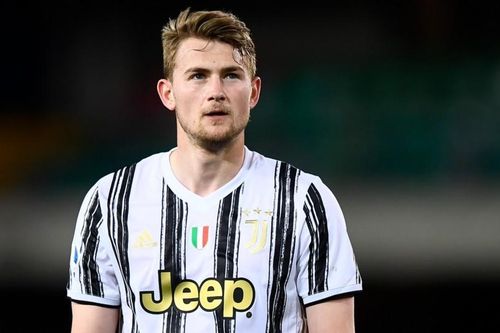De Ligt lên tiếng việc MU 'đi đêm' ký hợp đồng