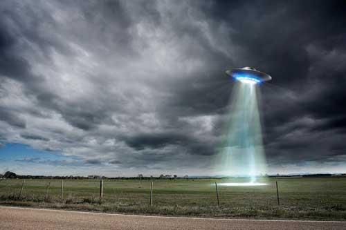 Tại sao UFO tới Trái đất ngày càng nhiều?
