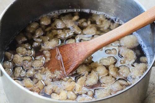 Rán mỡ lợn cứ cho thêm thứ này, đảm bảo mỡ trắng tinh, để bao lâu cũng không sợ hỏng