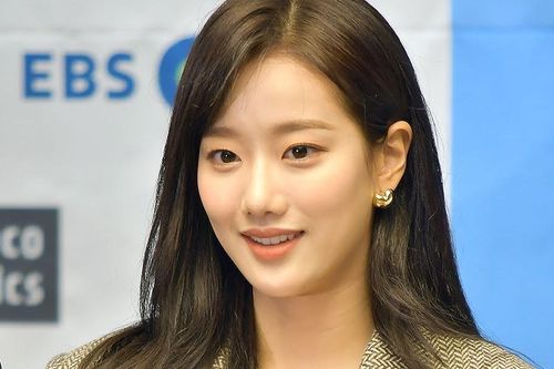 Naeun bị loại khỏi 'Taxi Driver' vì scandal, Pyo Ye Jin xác nhận thay thế!