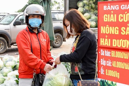 Người dân thành phố Tuyên Quang chung tay 'giải cứu' nông sản Hải DươngHành trình về nguồn, ý nghĩa và thiết thựcHoa ban Tây Bắc ở Tuyên QuangTự hào áo dài Việt NamNét đẹp phụ nữ giữa đời thườngDải 'pha lê' khổng lồ giữa núi rừng Hồng TháiDiện mạo mới thà