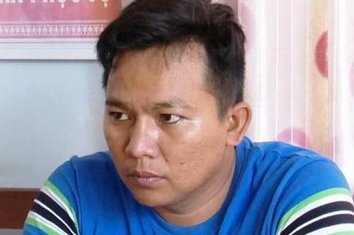 Kẻ nghiện ma túy cướp dây chuyền người đi đường