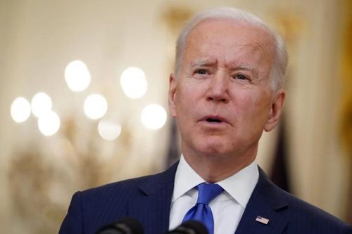 50 ngày cầm quyền đầu tiên của Biden đối lập hoàn toàn với Trump
