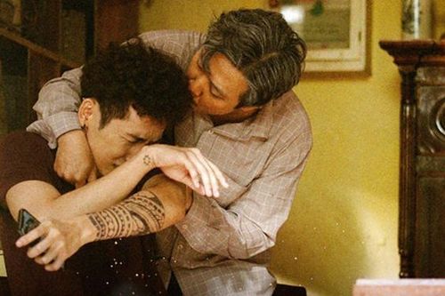 Vì sao phim 'Bố già' của Trấn Thành kéo khán giả ùn ùn đến rạp?