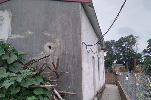 Chưa thể lấy lời khai nghi phạm sát hại vợ và con gái 7 tuổi ở Hà Nội