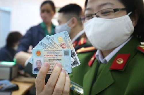 Người dân cần mang gì khi đi làm căn cước công dân gắn chip?