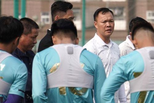 Cựu danh thủ Dương Hồng Sơn trở lại CLB Hà Nội làm trợ lý HLV