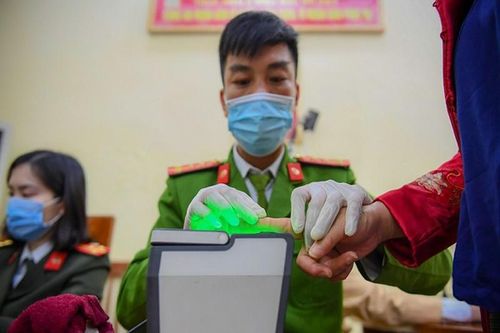 Làm căn cước công dân gắn chip người dân cần mang giấy tờ nào?
