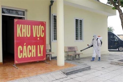 Đi cách ly vẫn trộm cắp và bóp cổ khổ chủ