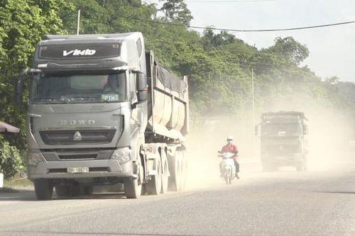 Hàng loạt địa phương, tuyến đường bùng phát nạn xe quá tải