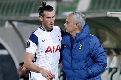 HLV Mourinho chỉ ra điểm yếu của Gareth Bale