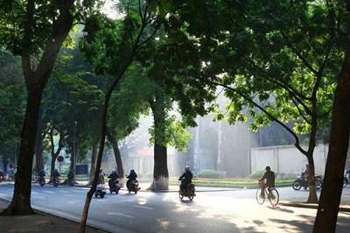 Miền Bắc tăng nhiệt, trưa chiều hửng nắng