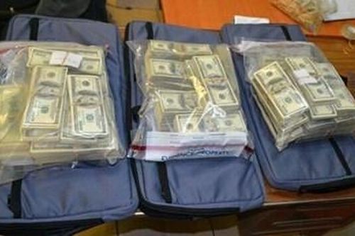 Tự xưng bác sĩ Liên Hợp Quốc, lừa lấy hàng chục ngàn USD của người phụ nữ