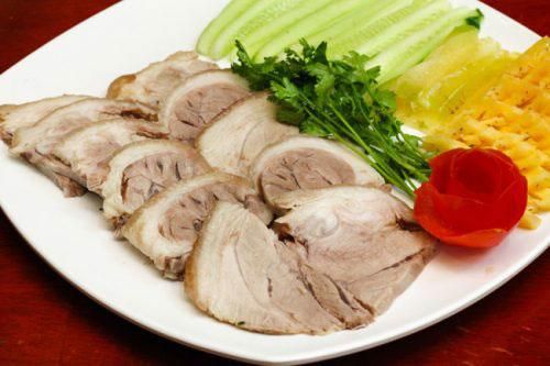 Những sai lầm trong luộc thịt lợn khiến cho thịt mất chất, độc tố ngấm ngược trở lại khiến cả nhà 'rước bệnh'