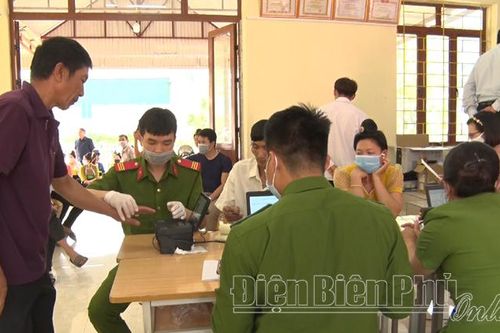 Huyện Điện Biên Đông triển khai cấp căn cước công dân gắn chíp điện tử