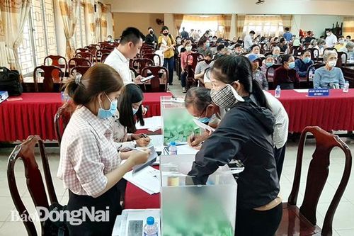 Tổ chức bốc thăm, giao nhận đất tái định cư cho các hộ dân thuộc dự án Cảng hàng không quốc tế Long Thành