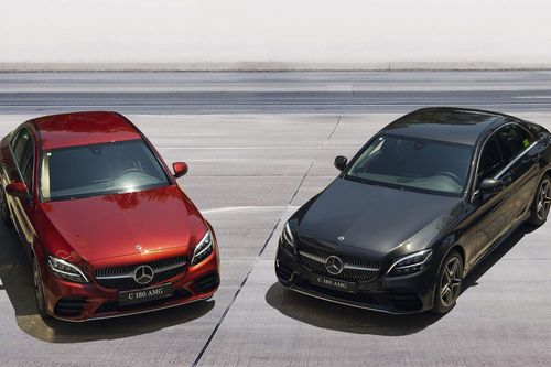 Chi tiết mẫu xe Mercedes-Benz C 180 AMG vừa ra mắt thị trường Việt Nam