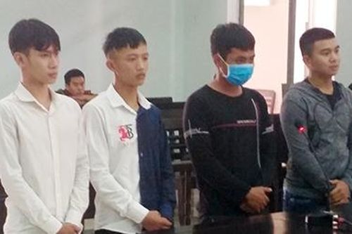 Vào tù vì rủ nhau đi 'xử' anh rể bạn gái