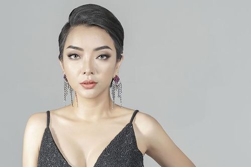 Ca sĩ Phương Anh tái xuất sau thời gian dài trầm cảm