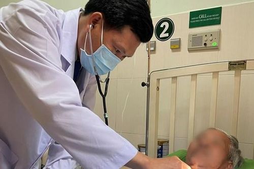 Người đàn ông bị vi khuẩn liên cầu lợn làm viêm màng não