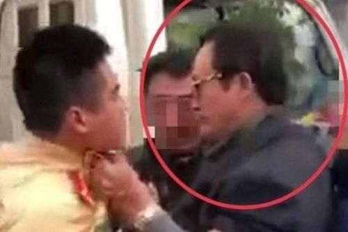 Chi cục trưởng say xỉn, túm cổ áo lăng mạ CSGT bị kỷ luật cảnh cáo