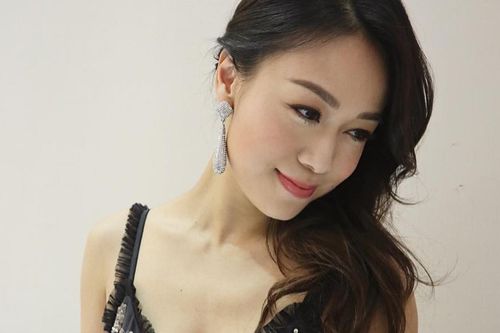 Á hậu Hong Kong Hoàng Tâm Dĩnh ở lại TVB