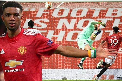 MU 1-1 Milan: Amad Diallo ghi bàn, fan MU nhớ về Chicharito