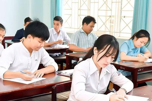 Hòa Bình: Yêu cầu các trường tổ chức ít nhất 2 lần thi thử tốt nghiệp THPT 2021