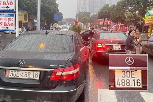 Thông tin mới nhất vụ 2 xe Mercedes biển số giống nhau