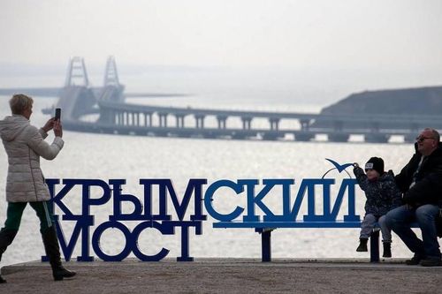 Anh, Estonia tìm cách 'kéo' Crimea khỏi Nga, Moscow cảnh cáo, chuẩn bị triệu tập HĐBA họp không chính thức