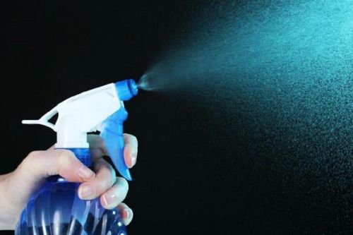 Những sai lầm 'chết người' nào mà dễ bị gặp khi lau màn hình tivi?