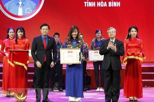 Trao giải Lý Tự Trọng năm 2021 cho 99 cá nhân tiêu biểu xuất sắc