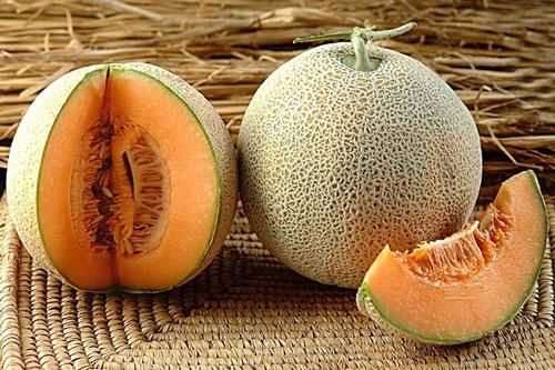 Mẹo chọn dưa lưới ngon ngọt ai cũng thích