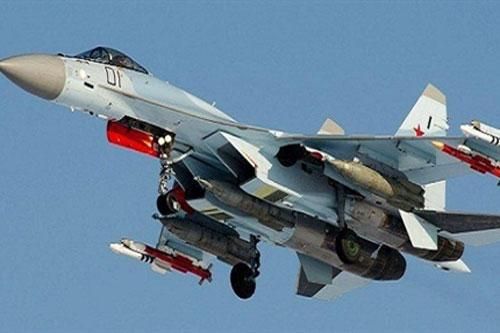 Mỹ: Su-35 là 'Chiến điểu vạn năng', đẹp chỉ kém....F-22 Raptor