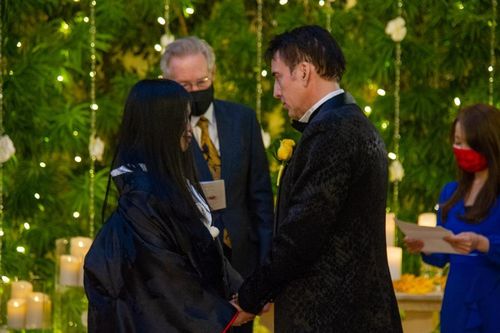 Tài tử Nicolas Cage tiếp tục cưới vợ lần thứ 5: Cách biệt tuổi tác mới là điều khiến fan bất ngờ