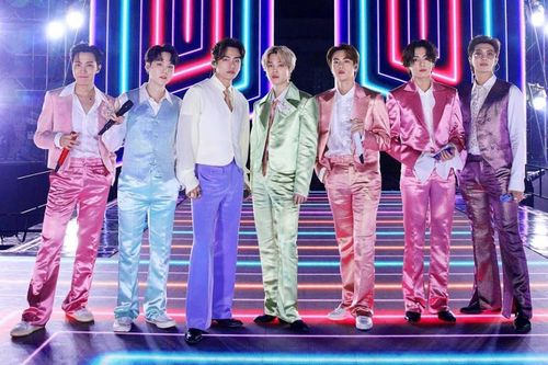 2020 là năm của BTS: Loạt kỷ lục 'chạy đâu cho thoát'