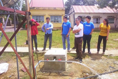 Bàn giao 2 công trình giếng khoan tại xã Đak Kơ Ning