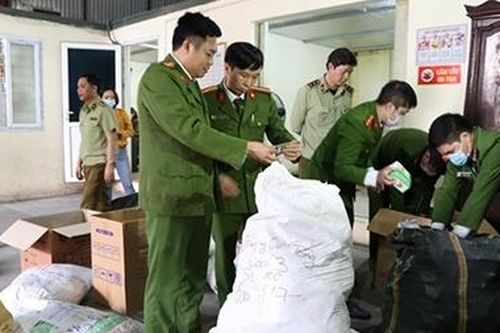 Đông dược giả thuốc chữa bệnh bán online thu 200 triệu đồng/ngày