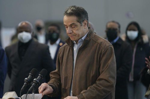 New York bắt đầu điều tra luận tội Thống đốc Cuomo vì bê bối quấy rối tình dục