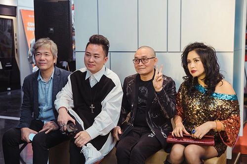 Xuân Hinh, Thanh Lam hẹn hò dàn sao đi xem 'Bố già'