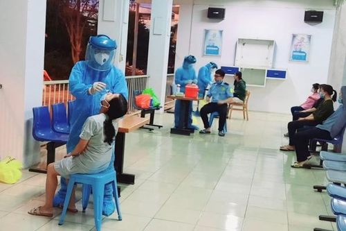 TP.HCM: Gần 29.000 mẫu giám sát ngẫu nhiên âm tính với SARS-CoV-2