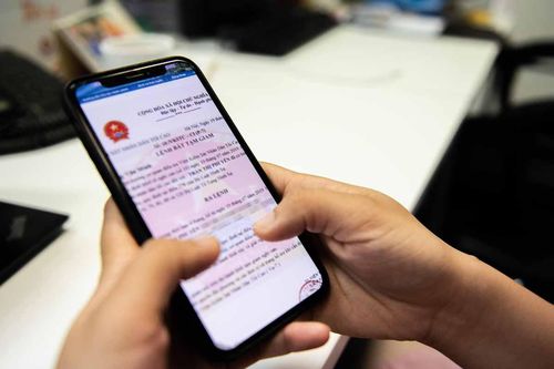 Công an TP.HCM truy tìm nữ giám đốc 24 tuổi
