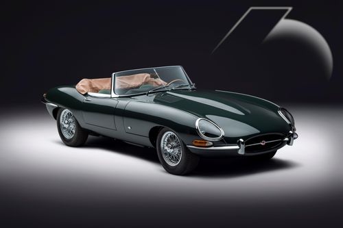 Xế cổ Jaguar E-Type được 'hồi sinh' sau 60 năm