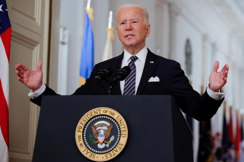 Nhiều người xem diễn văn giờ vàng của ông Biden hơn ông Trump