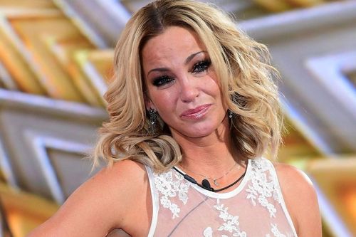 Sarah Harding mắc ung thư vú di căn lên cột sống